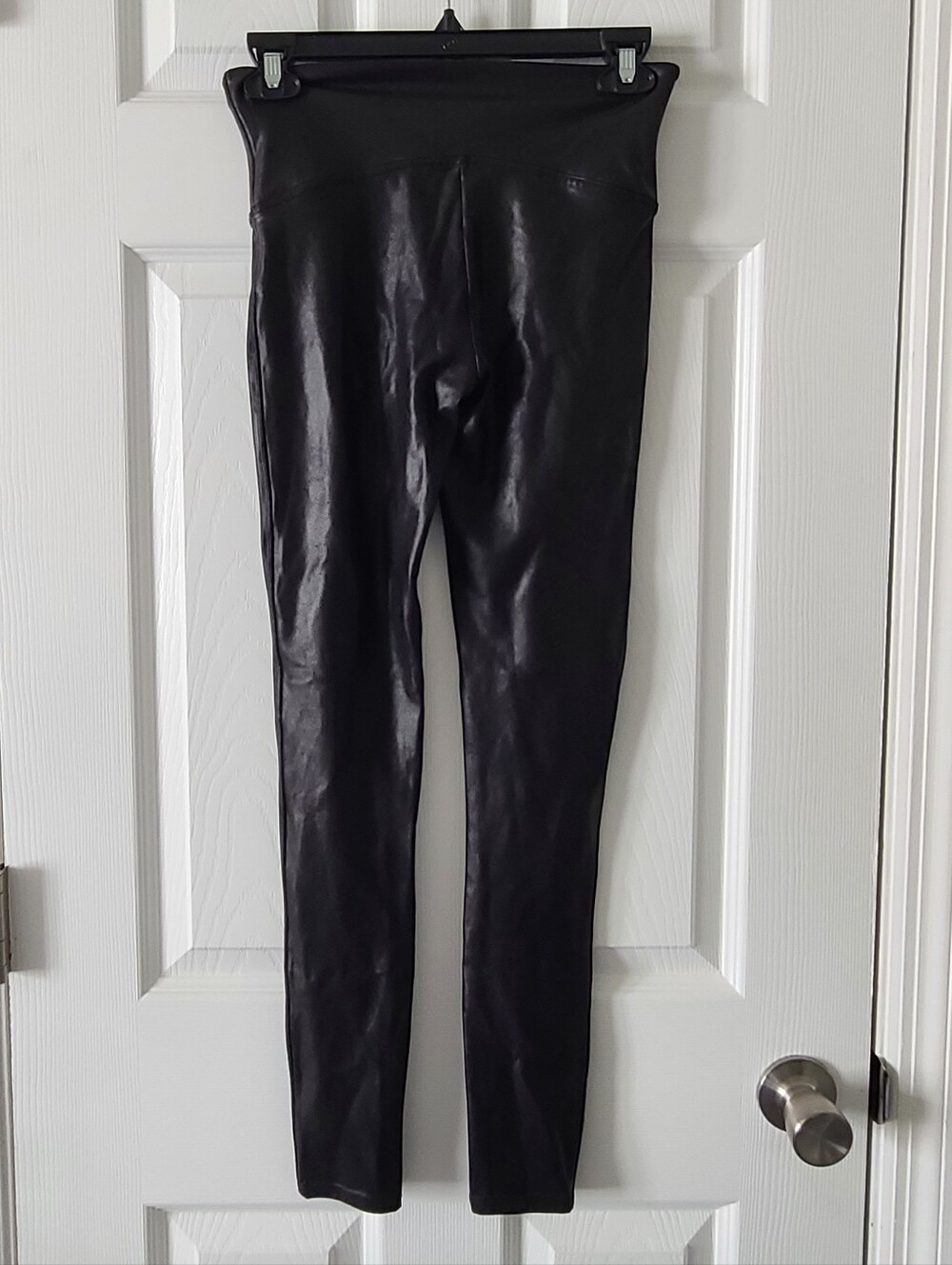 Spanx Faux Lether Leggings - Picture 3 of 4